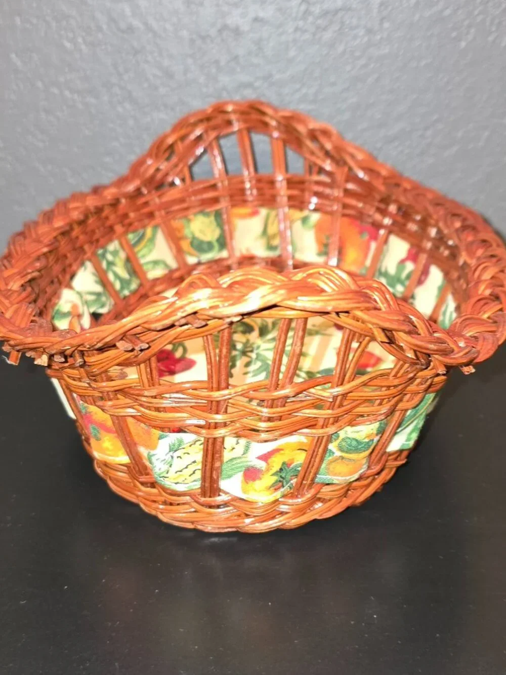 Woven Wicker Oval Bread Fruit Basket Vegetable Print Fabric Liner Kitchen Decor